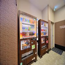 ◆自動販売機(1・6・9階)
