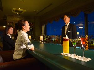 トップラウンジ＆バー「エンジェルネスト」