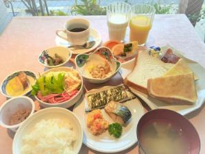 朝食の一例