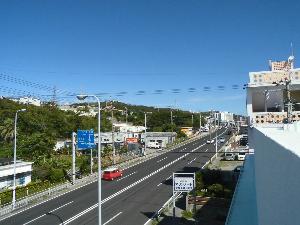 屋上から３２９号線側の景観