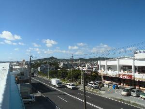屋上から３２９号線側の景観