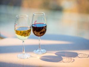 ラウンジでは時間限定で夕食前のドリンクタイムを