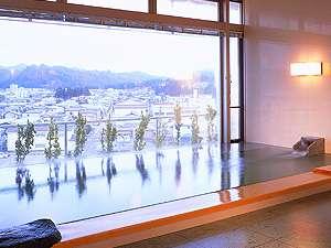 ７F　展望温泉　横手の街並み・奥羽山脈の眺望が最高！！