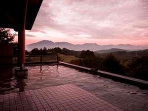 屋根付露天風呂
