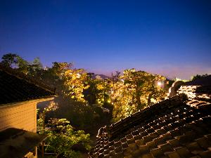 「和風建築」と「唐津の夜景」は、あなただけのもの