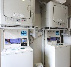 ★コインランドリー★（洗濯機400円※洗剤は自動投入です）<BR>（乾燥機１０分１００円）