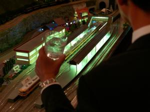 ◆バーラウンジ／ジオラマを眺めながらお酒を楽しむ、浪漫あふれるひとときをお愉しみいただけます