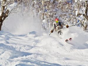 【ルスツリゾートスキー場】3つの山、最大37コースのビッグゲレンデ。トップシーズンのパウダースノーも自慢の一つ！