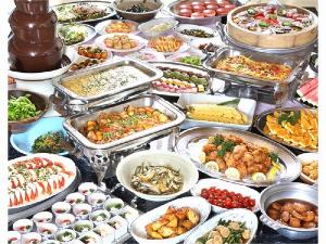 90分食べ放題ハーフバイキング