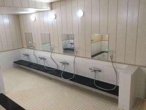 シャワーは、6つございます。