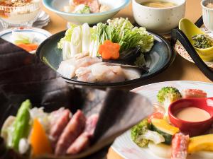 新鮮なお造りや、肉料理、旬野菜もたっぷり楽しめる琥珀膳をお召し上がりください。