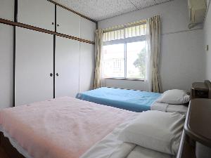 【客室】シングルベッド2台のツインルーム