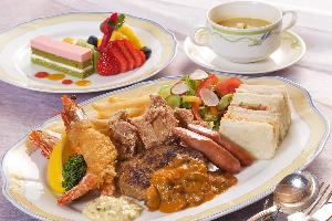 充実のお子様ランチ(洋風)