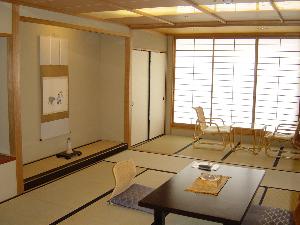 新館１２.５畳和室：海側