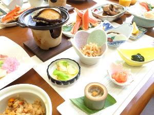 多彩な海の幸でおもてなしする、お料理グレードアッププランです♪