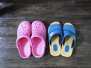 室内用スリッパ