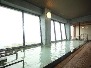 津軽海峡を一望できる展望風呂（※男女）