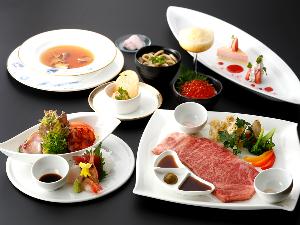 ■料理イメージ■　北海道の「おいしい」を詰め込んだ、スターライトの夕食はオリジナル創作料理で。