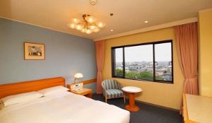 【客室 セミダブル】