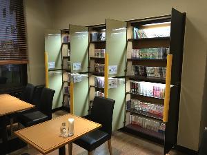 マンガ1,000冊ライブラリーは15時から1階レストランにて！お部屋に持って行ってもＯＫ♪
