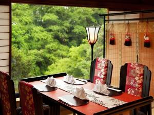 露天風呂付客室専用食事処「千尋」