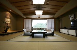 四季亭「竜王の間」