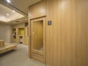 全室禁煙です。お煙草は2階喫煙ブースをご利用ください。