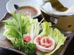会席：鍋物の一例(豚しゃぶ)