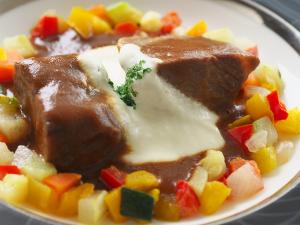 【松肴】豆匠庵の豆乳を使用！豆乳のまろやかさと牛肉の甘みが絶妙にマッチ♪洋食料理人が作る豆乳グラタン