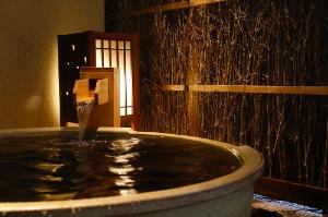 女子浴には壷風呂をご用意！お一人でゆっくりとご利用いただけるサイズとなっております