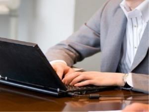 インターネット無料。交通便利で沖縄那覇出張のビジネス拠点に。