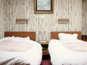 【お部屋】街側｜洋室・ツインルーム☆Wi-Fi接続無料