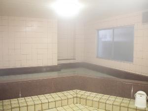 【お風呂】男性大浴場/疲れをゆっくり癒してください。
