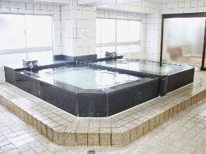 ＜お風呂＞男性大浴場/疲れをゆっくり癒してください。