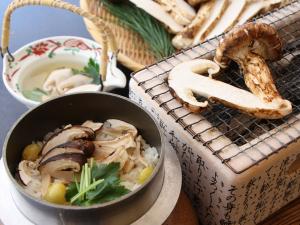 【松茸三昧イメージ】秋の味覚をお届け♪香り高い松茸の風味をご賞味ください。