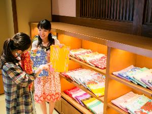 女性限定の貸出色浴衣（無料）