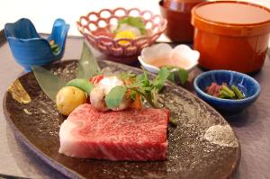 「牛ステーキ御膳」120ｇのお肉を仁多米とご一緒に♪