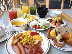 ★1日の活力は洋朝食バイキングでしっかりと…