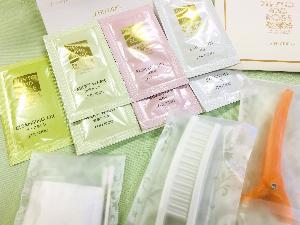 ◆女性用アメニティ◆フロントにてお渡しいたします★【内容：クレンジング×1・洗顔×2・化粧水×2・乳液×2・ヘアクリップ・クシ・コットン・綿棒】