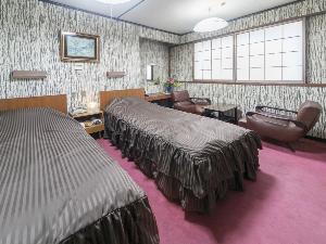 【お部屋】街側｜洋室・ツインルーム☆Wi-Fi接続無料