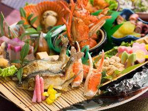 【お食事】夕食/南国土佐の郷土料理『皿鉢(さわち)料理』※一例