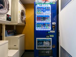 ■ベンダールーム　コインランドリー、自動販売機、電子レンジ
