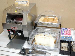 超早！57秒で焼きあがり！パン専用コンベアトースター♪