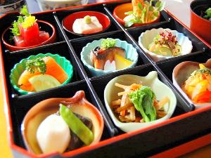 色とりどりのきまぐれ9品♪「きまぐれ膳」