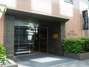 ●本館エントランス●メトロ水天宮前駅徒歩１分。