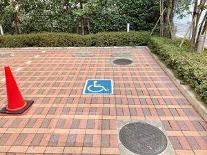 障がい者専用駐車スペース