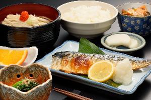 夕食　ヘルシーメニュー