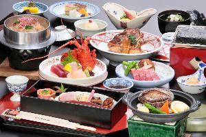 伊勢海老・鮑・牛の三大味覚入り「三昧会席」