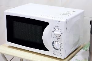 本館ロビー　電子レンジ