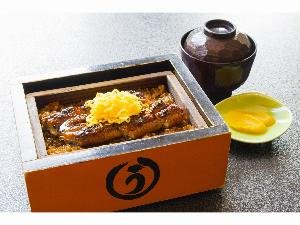 柳川の名物『うなぎのせいろ蒸し』